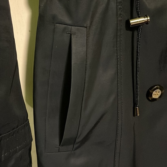 LAUNDRY S NAVY RAIN COAT. Leopard lining.  Size S.  Gorgeous. - Picture 7 of 8